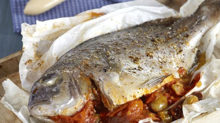 Φαγκρί γεμιστό με λαχανικά